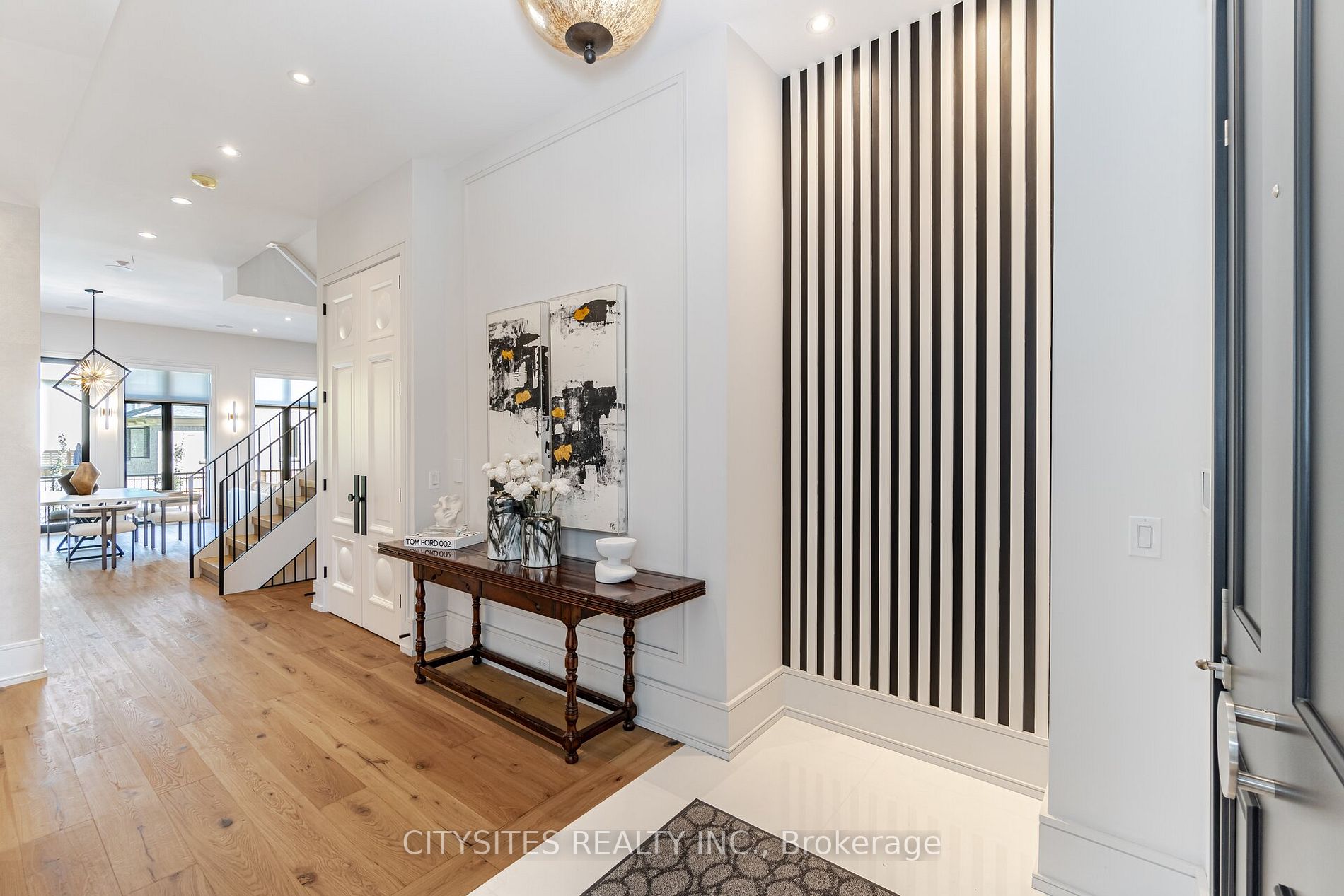 85 Kingsway Cres