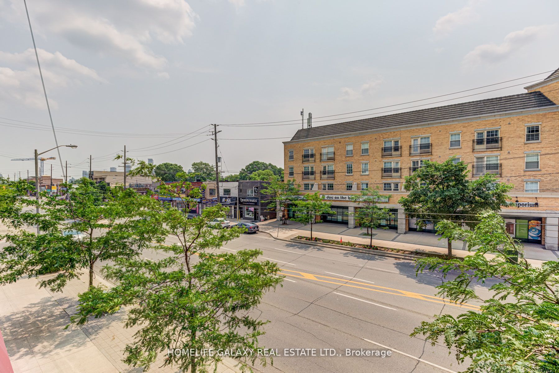 760 The Queens Way, #212