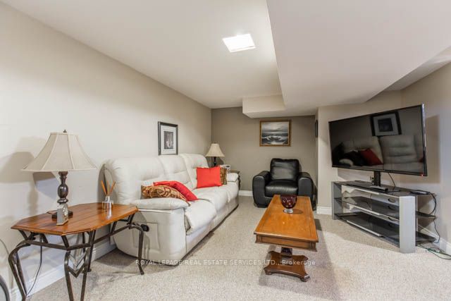 6487 Meltzer Mews