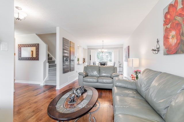 6487 Meltzer Mews