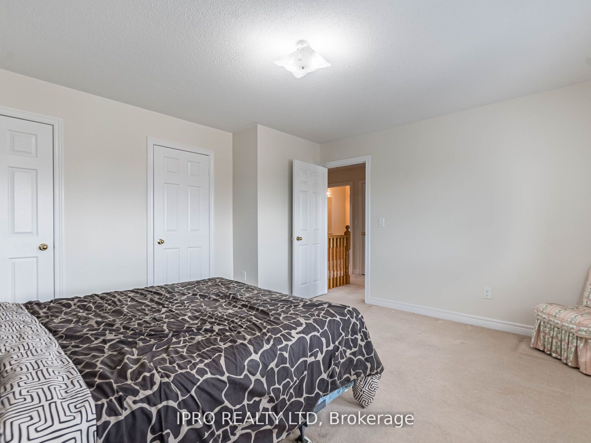 31 Lockburn Cres