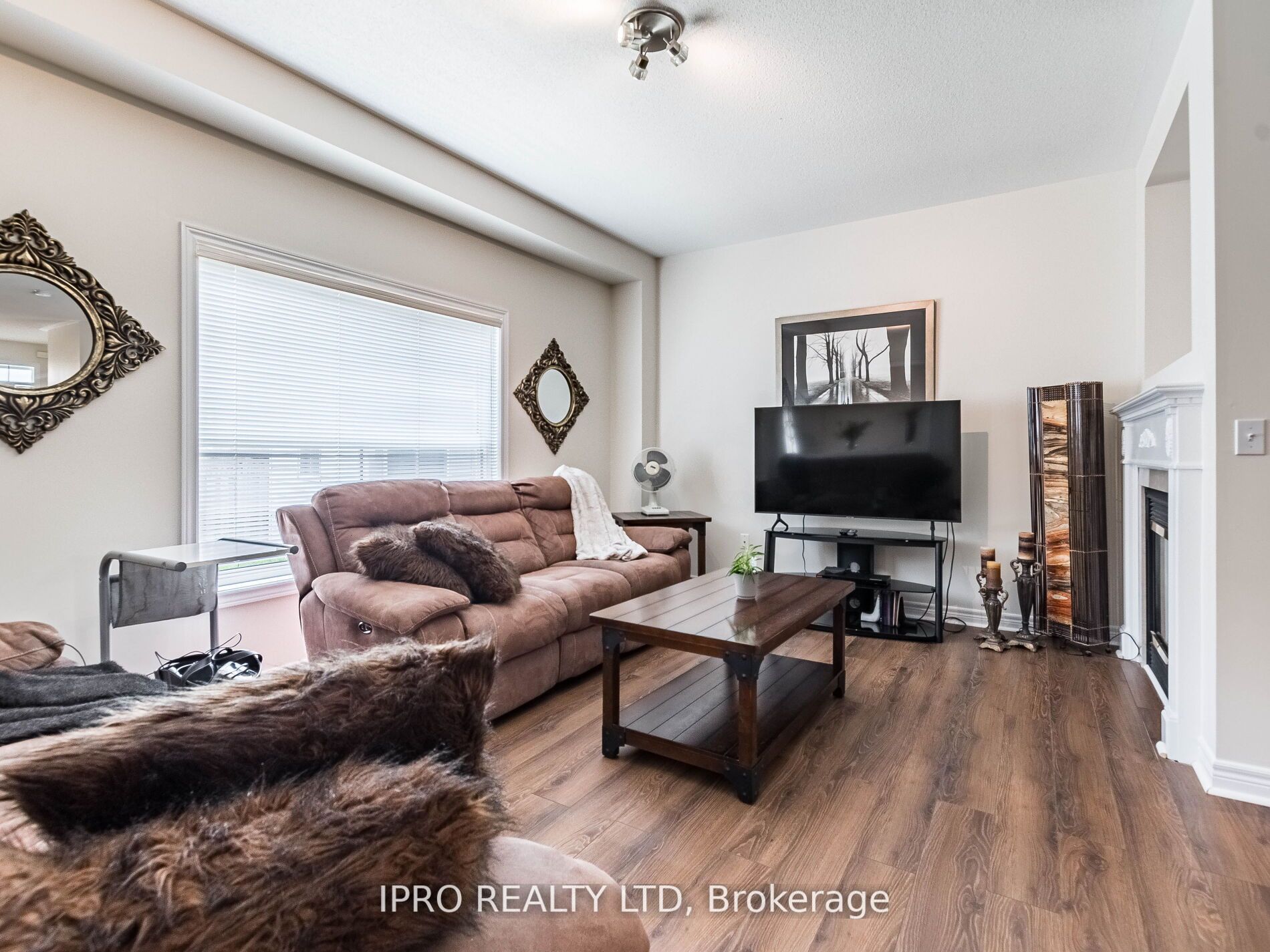 31 Lockburn Cres
