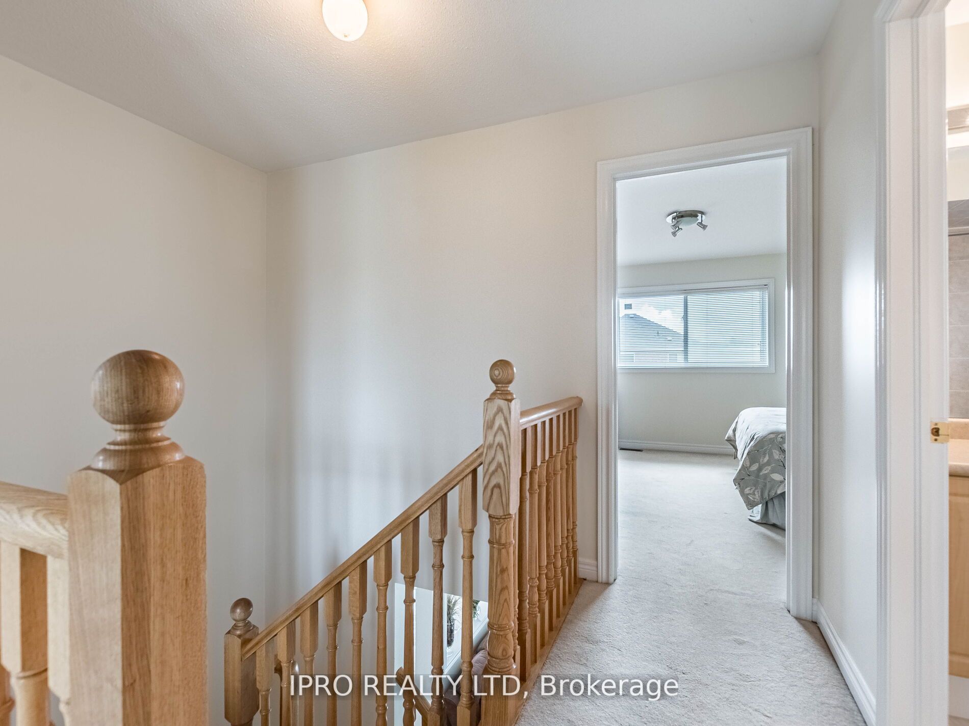 31 Lockburn Cres