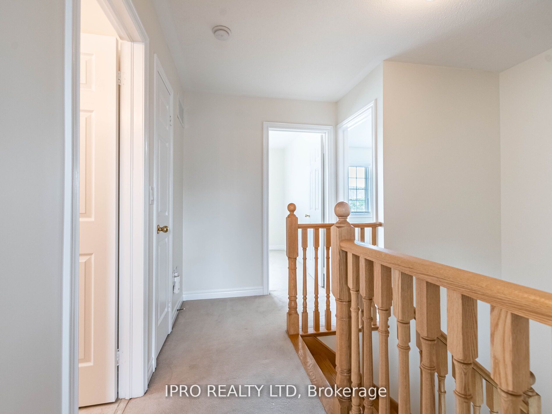 31 Lockburn Cres