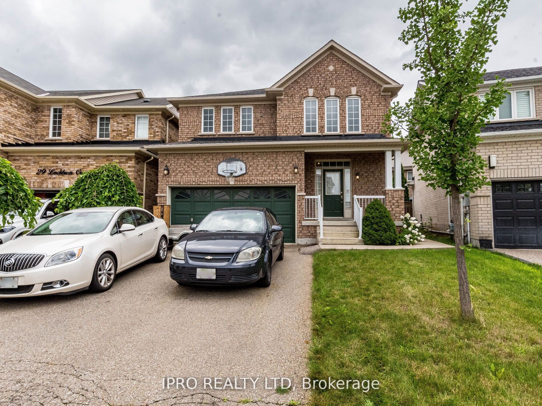 31 Lockburn Cres