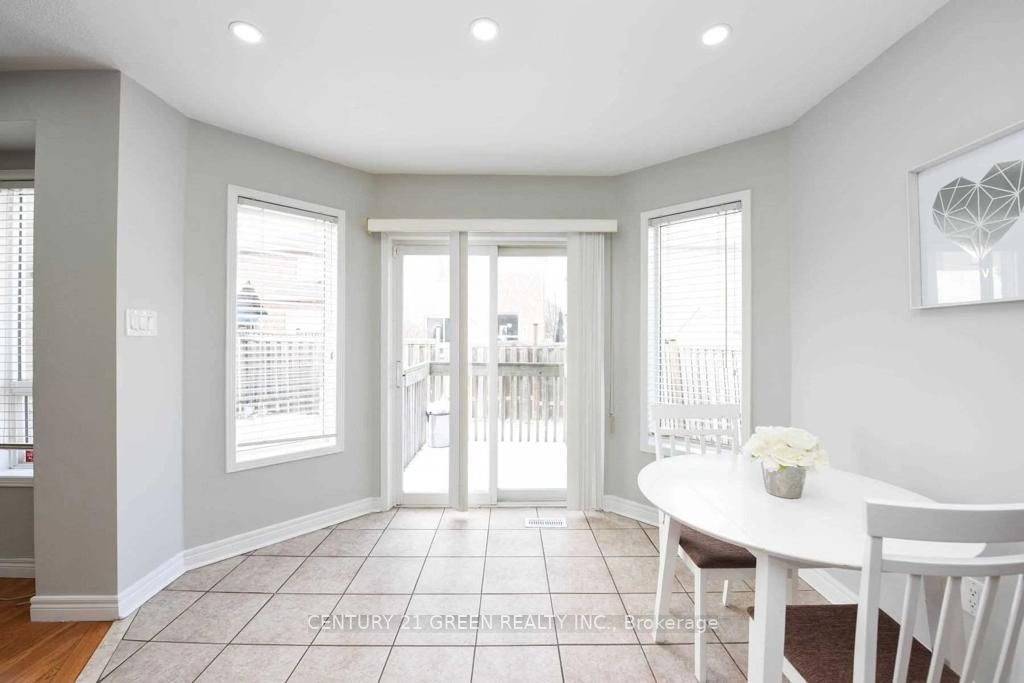 11 Penbridge Circ