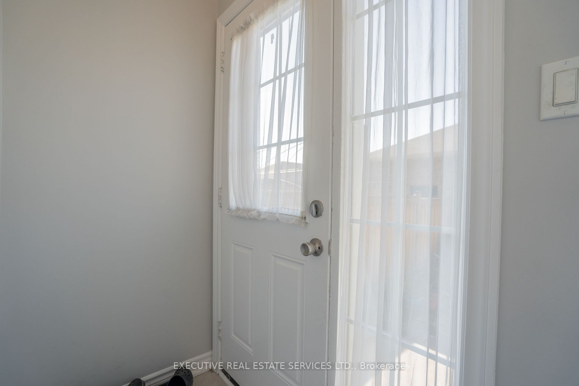 64 Hatton Crt