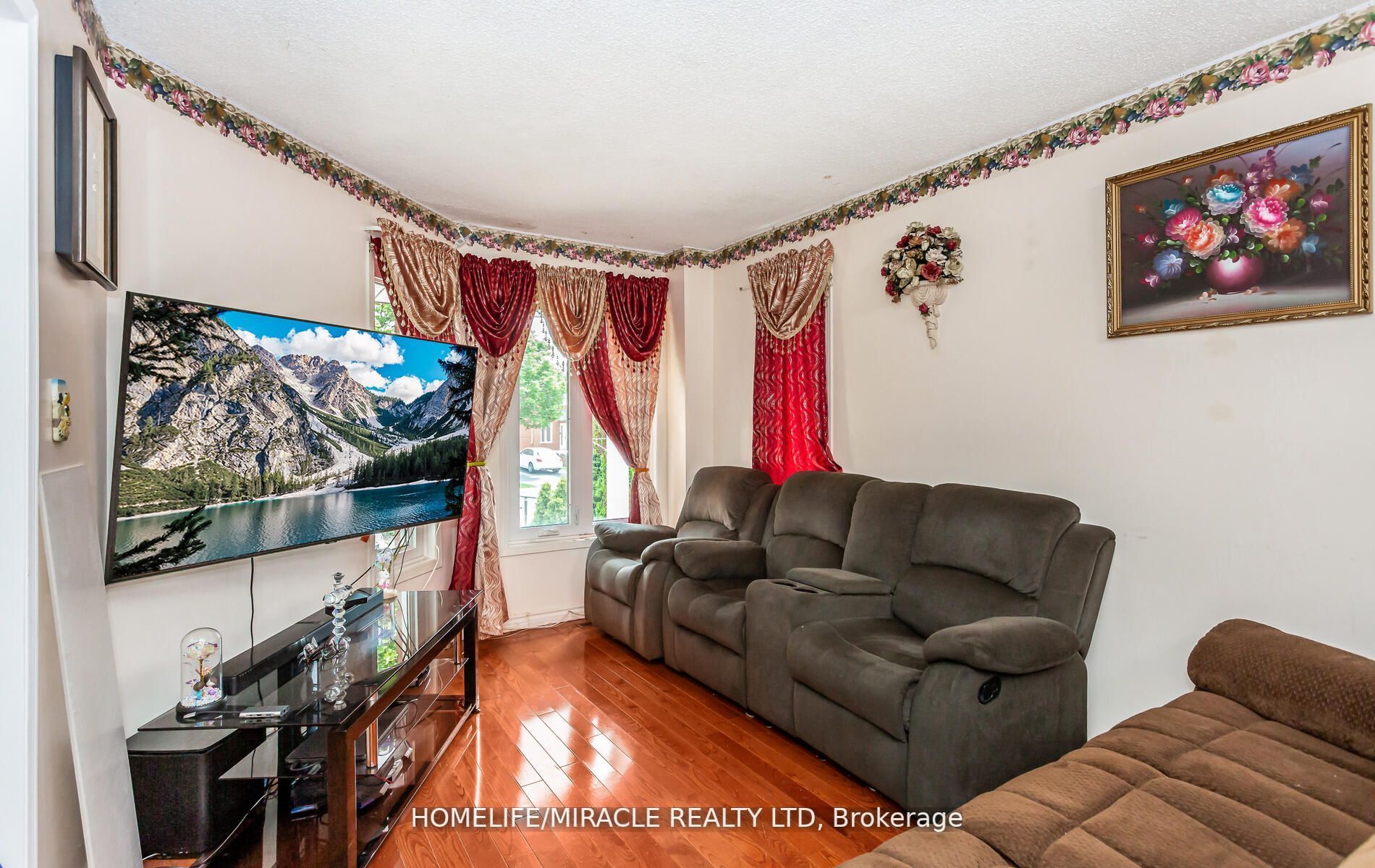 59 Cranberry Cres