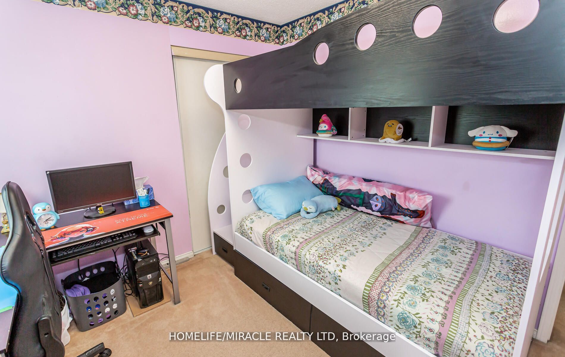 59 Cranberry Cres