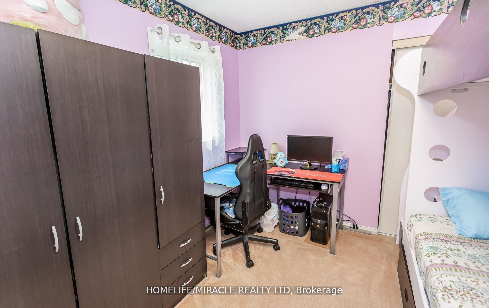 59 Cranberry Cres