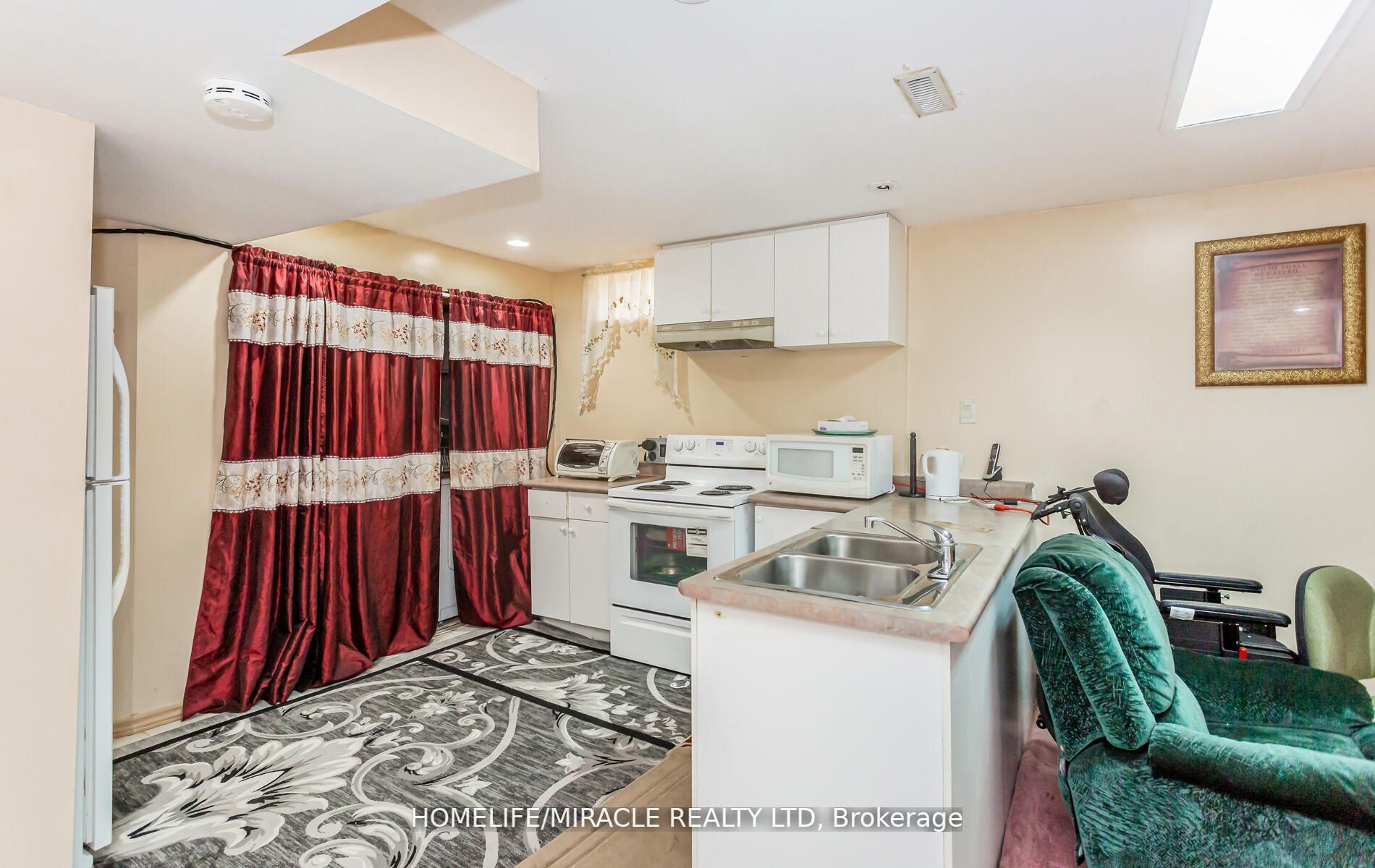 59 Cranberry Cres