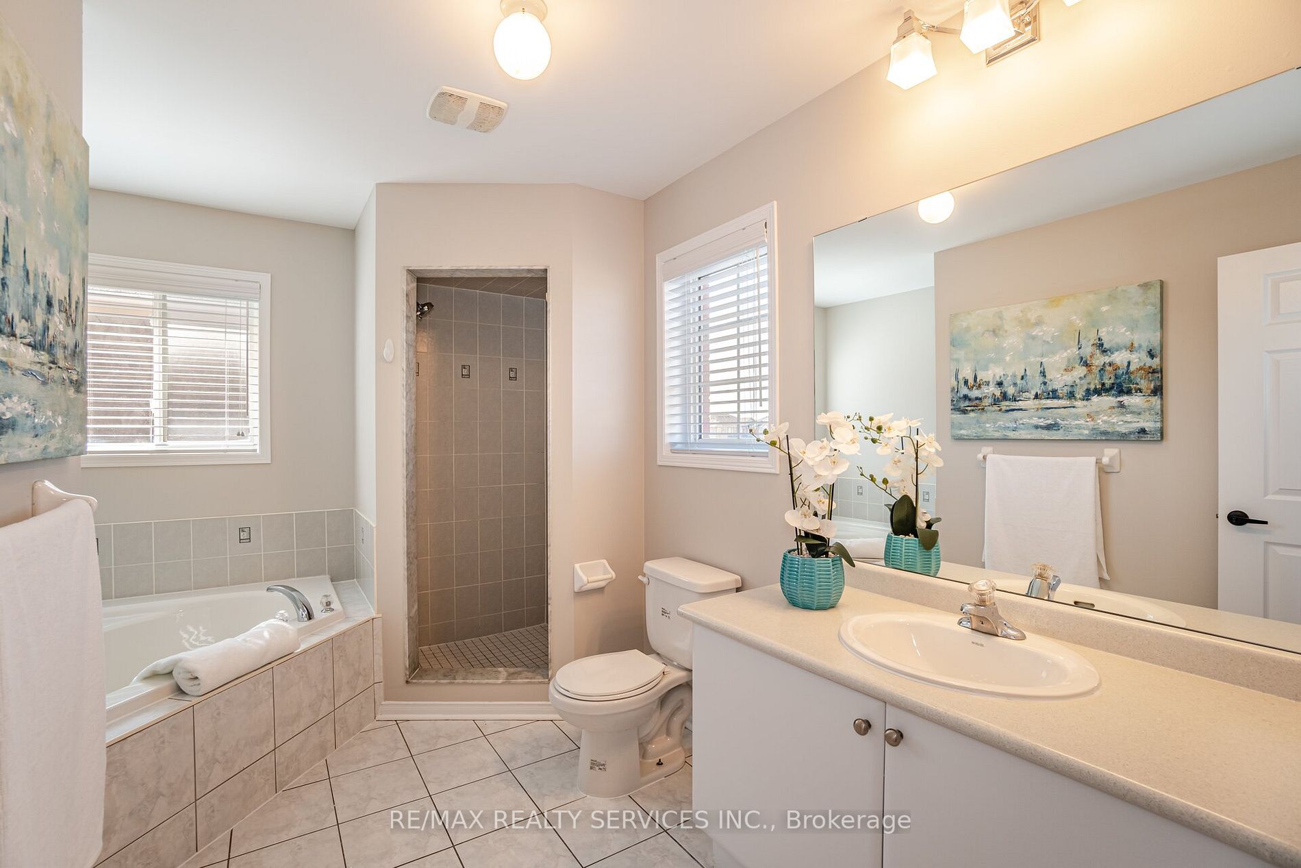 12 Owens Rd