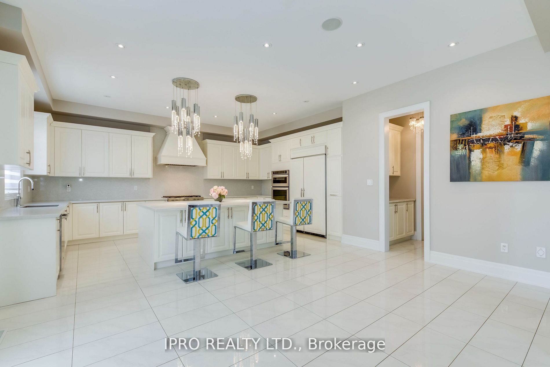 20 Falkland Rd N