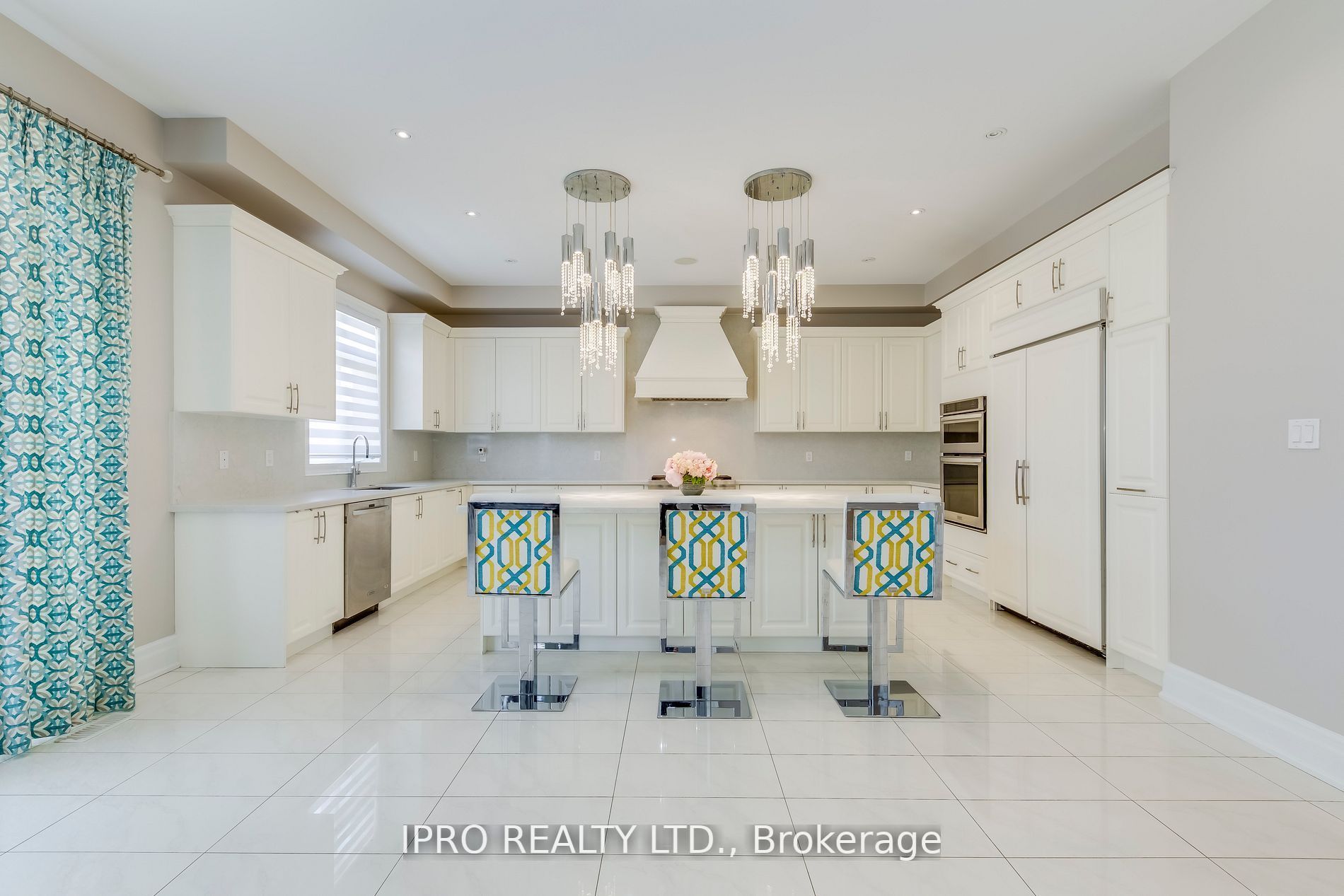 20 Falkland Rd N