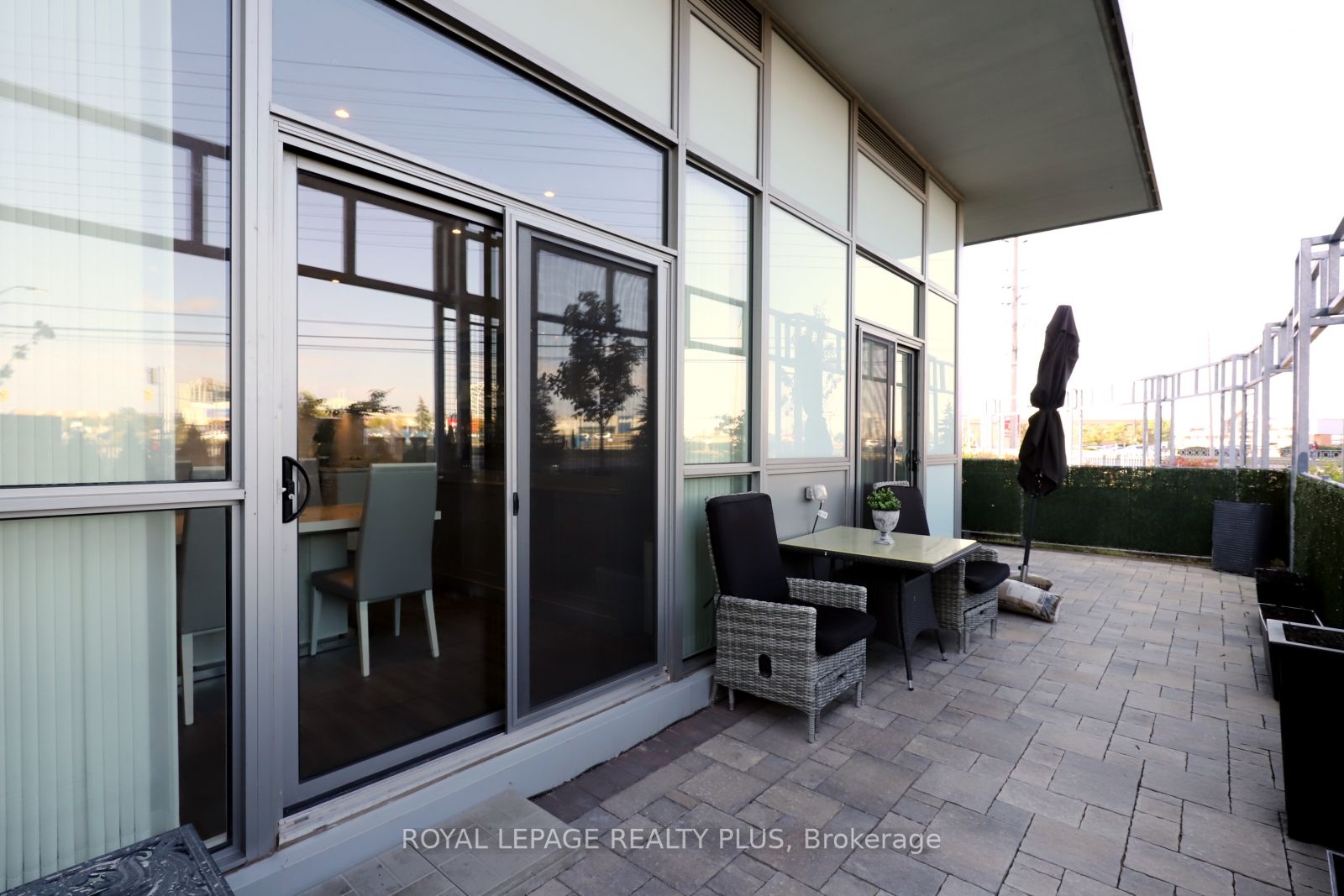 4699 Glen Erin Dr, #109
