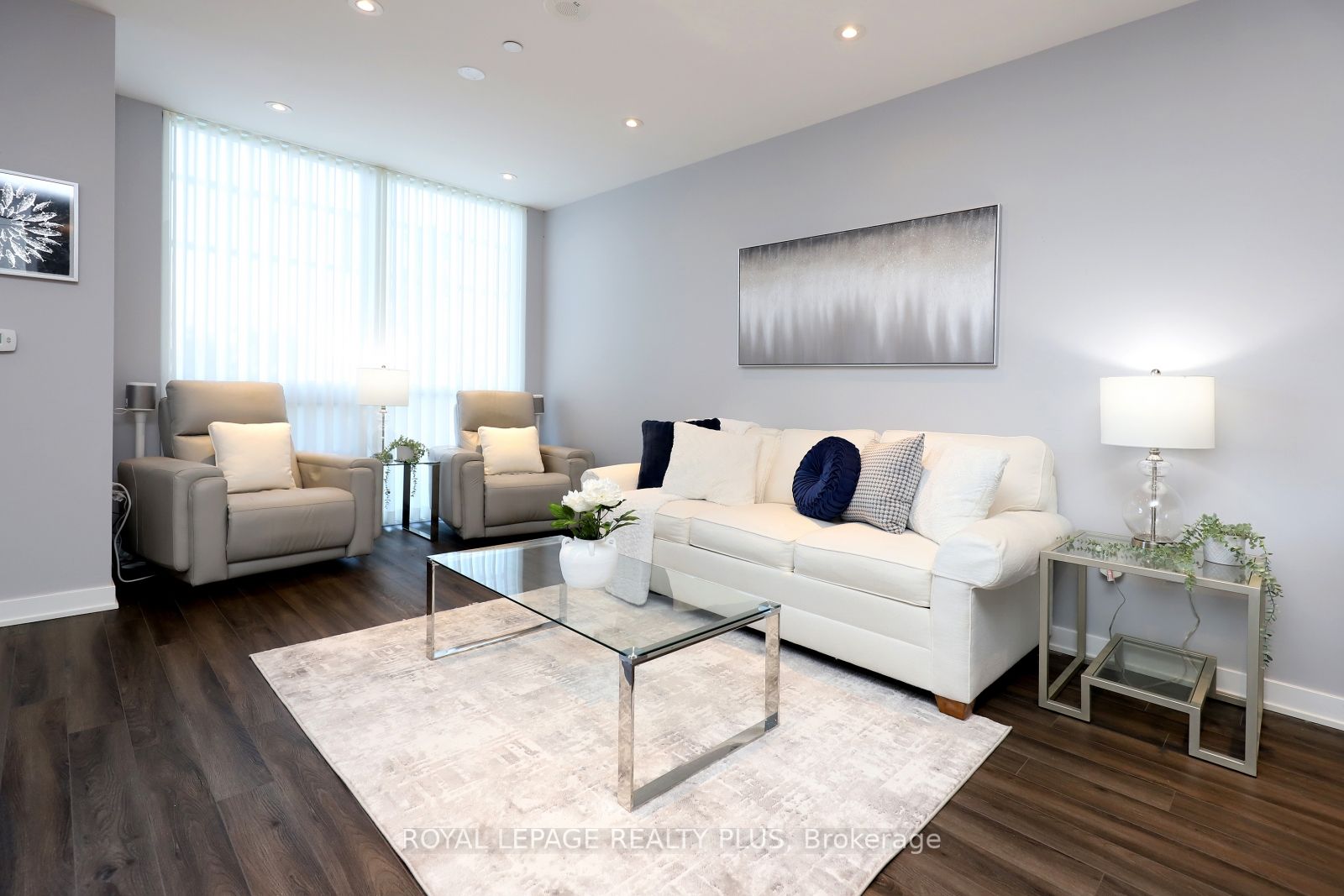 4699 Glen Erin Dr, #109