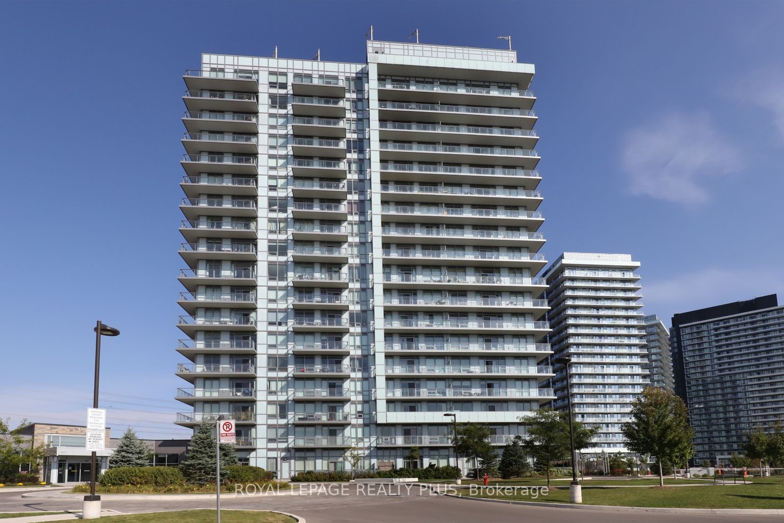 4699 Glen Erin Dr, #109