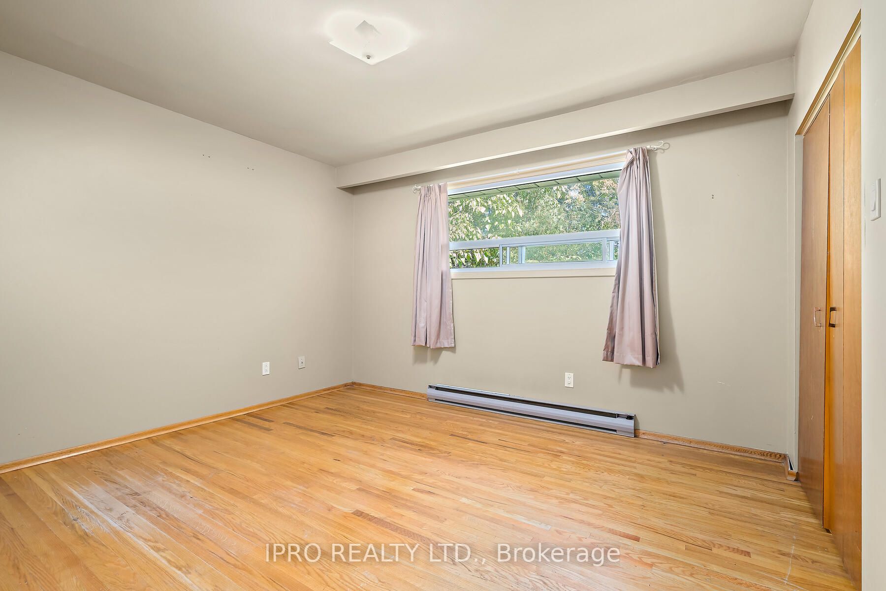 1089 Pearson Dr