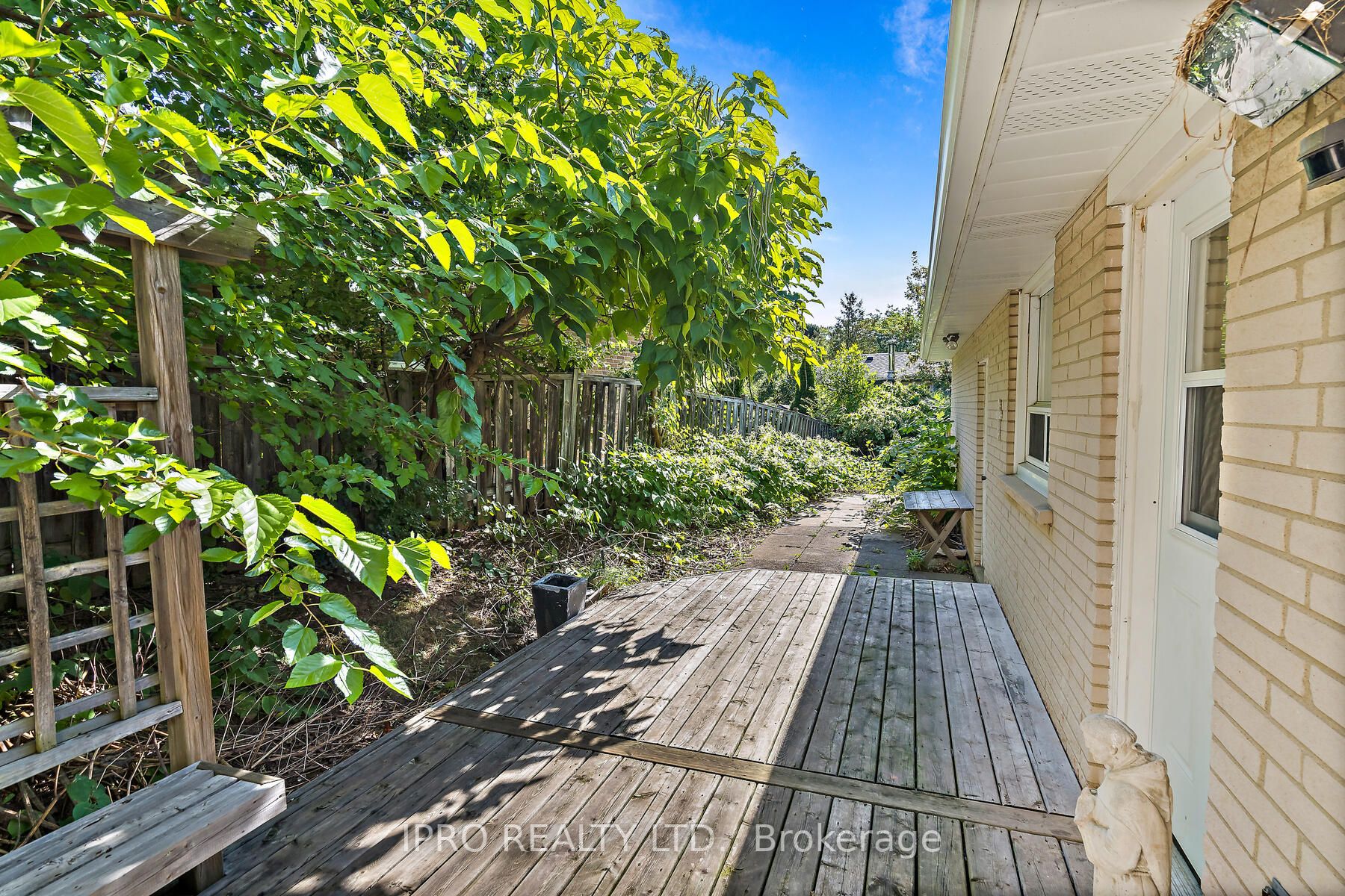 1089 Pearson Dr