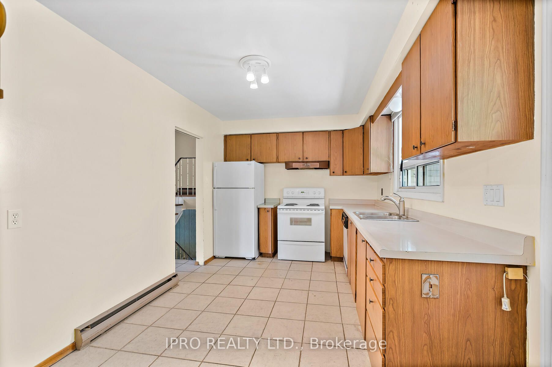1089 Pearson Dr