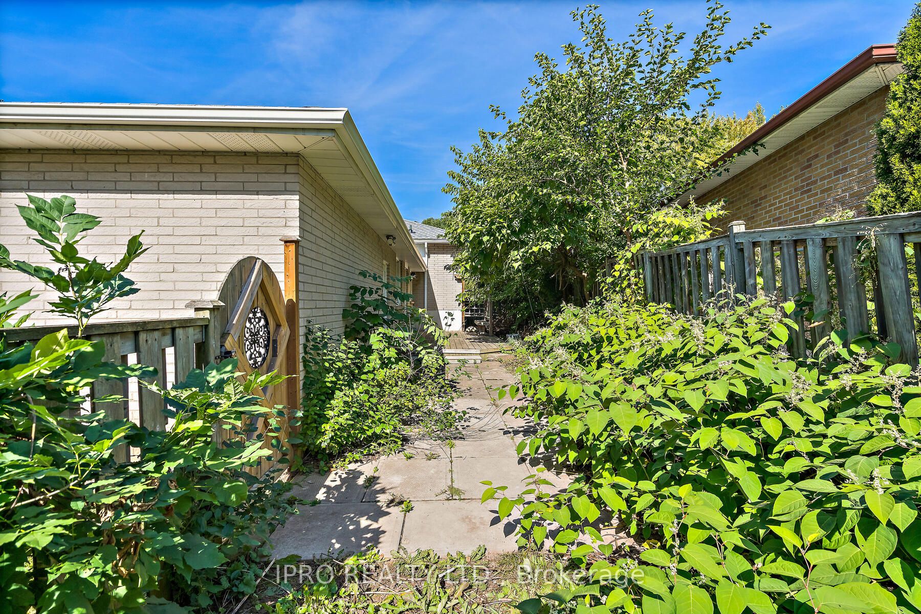 1089 Pearson Dr