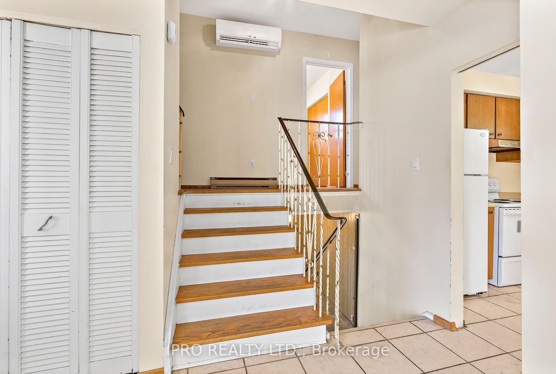 1089 Pearson Dr