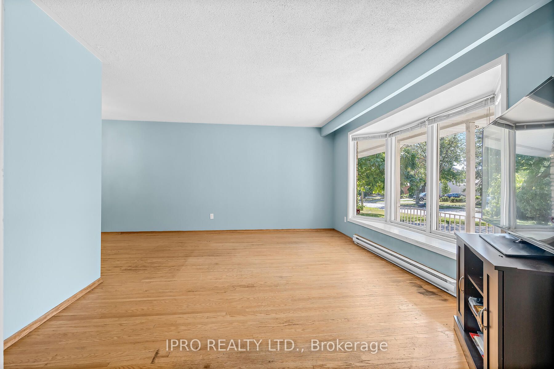 1089 Pearson Dr