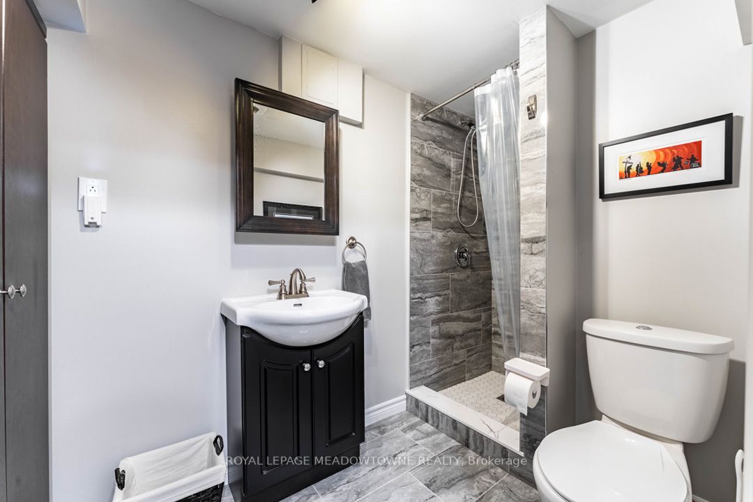 7045 Tamar Mews