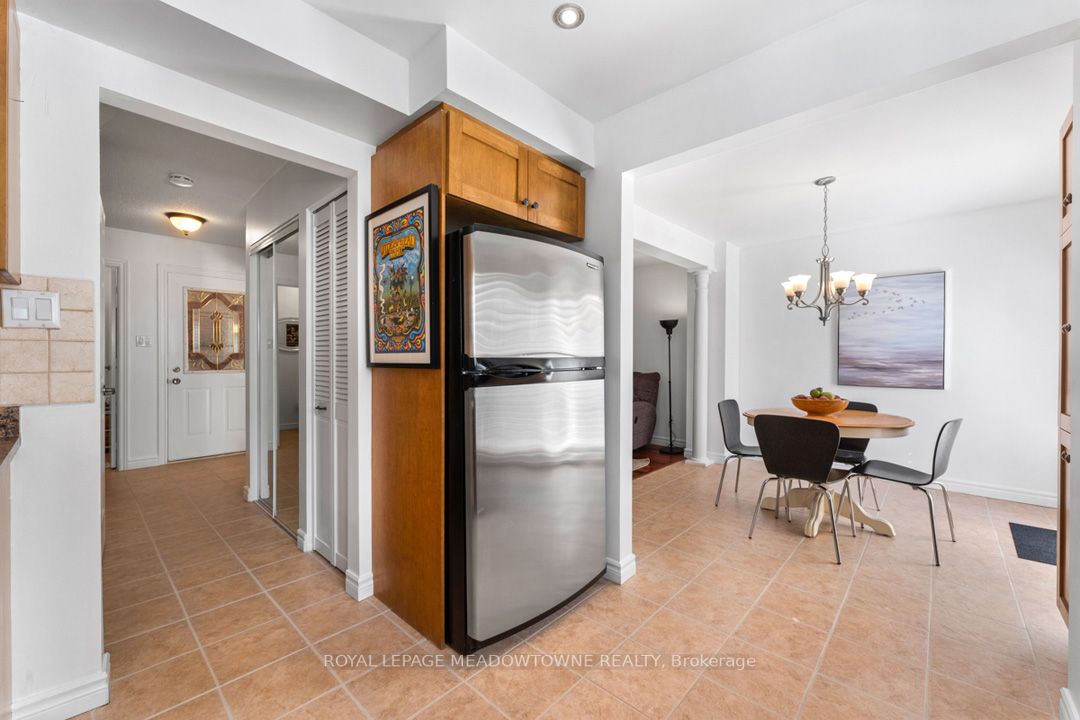 7045 Tamar Mews