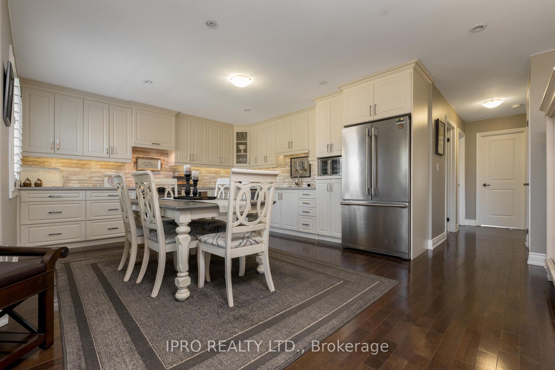 428A College Ave