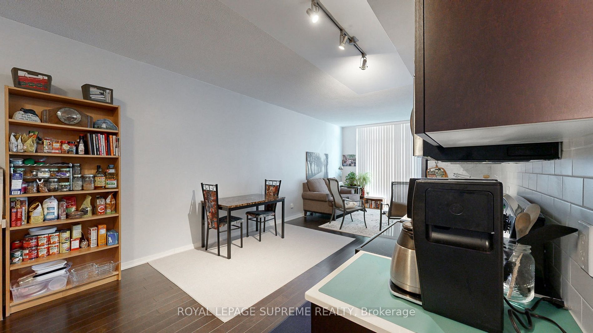 103 The Queensway Ave E, #2615