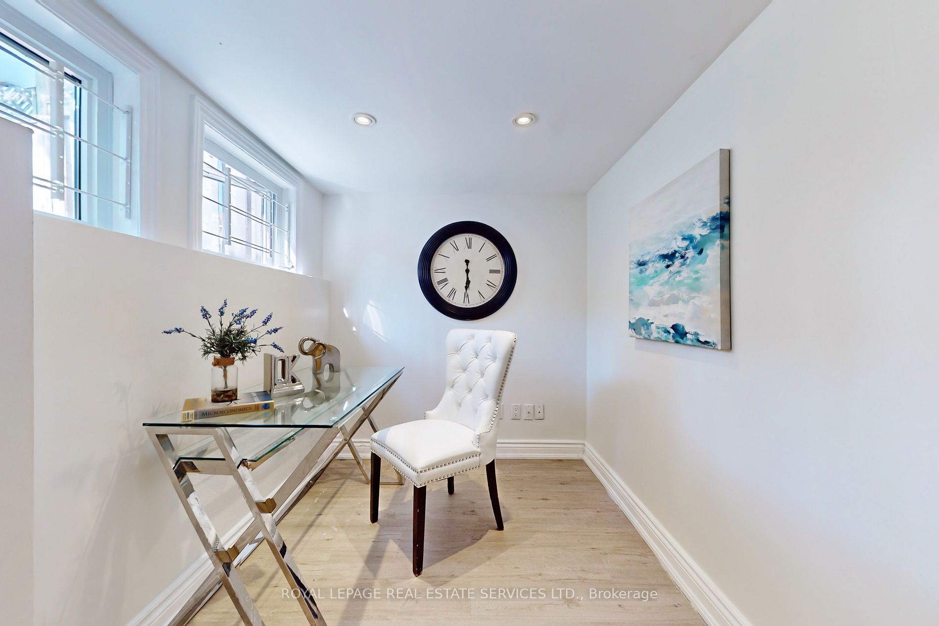 2406 Nichols Dr