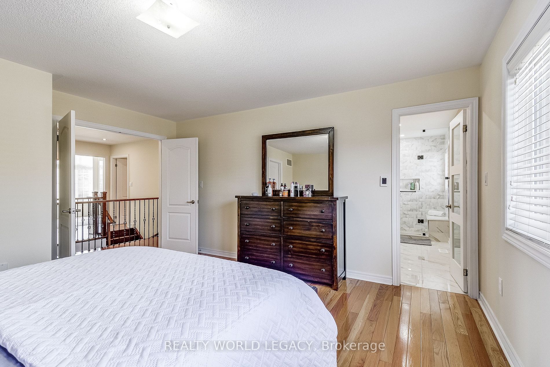 4636 Simmons Rd