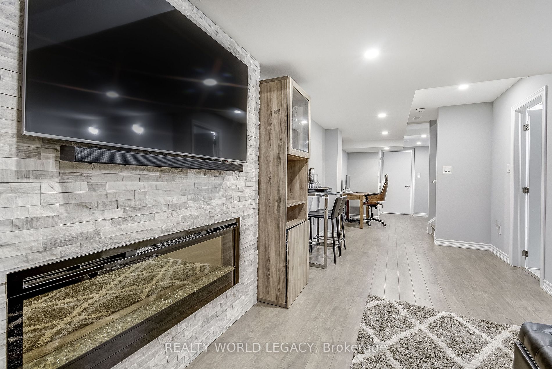 4636 Simmons Rd