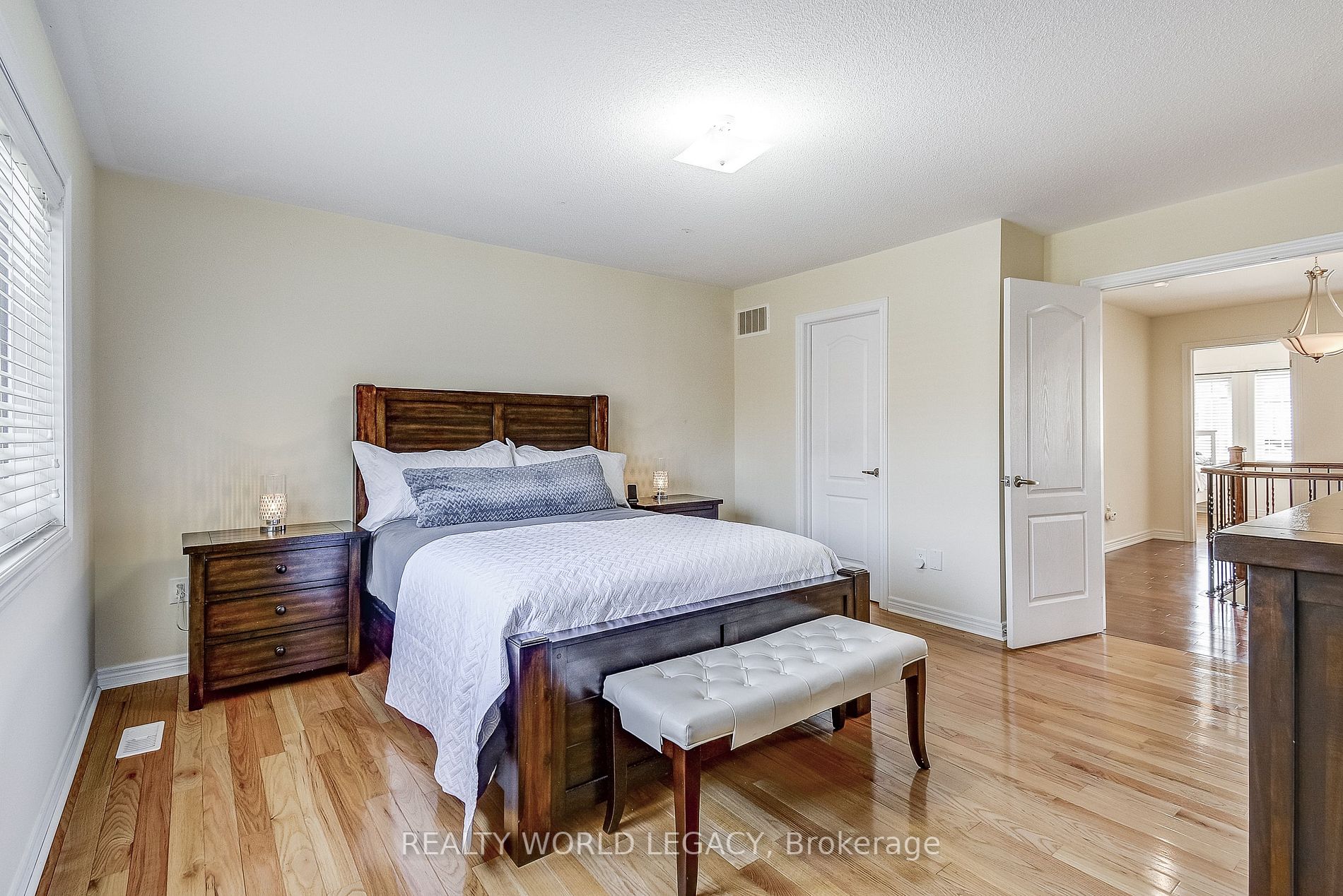 4636 Simmons Rd