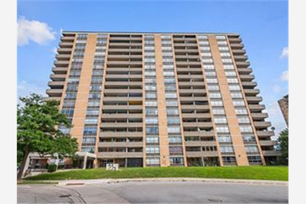 40 Panorama Crt, Toronto
