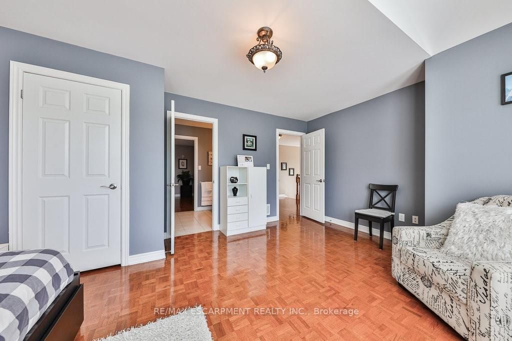 108 Danielson Crt
