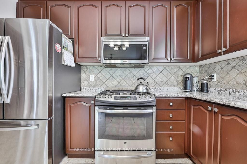 108 Danielson Crt