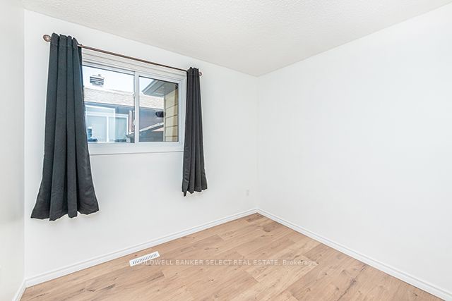 354 Whitehead Crescent
