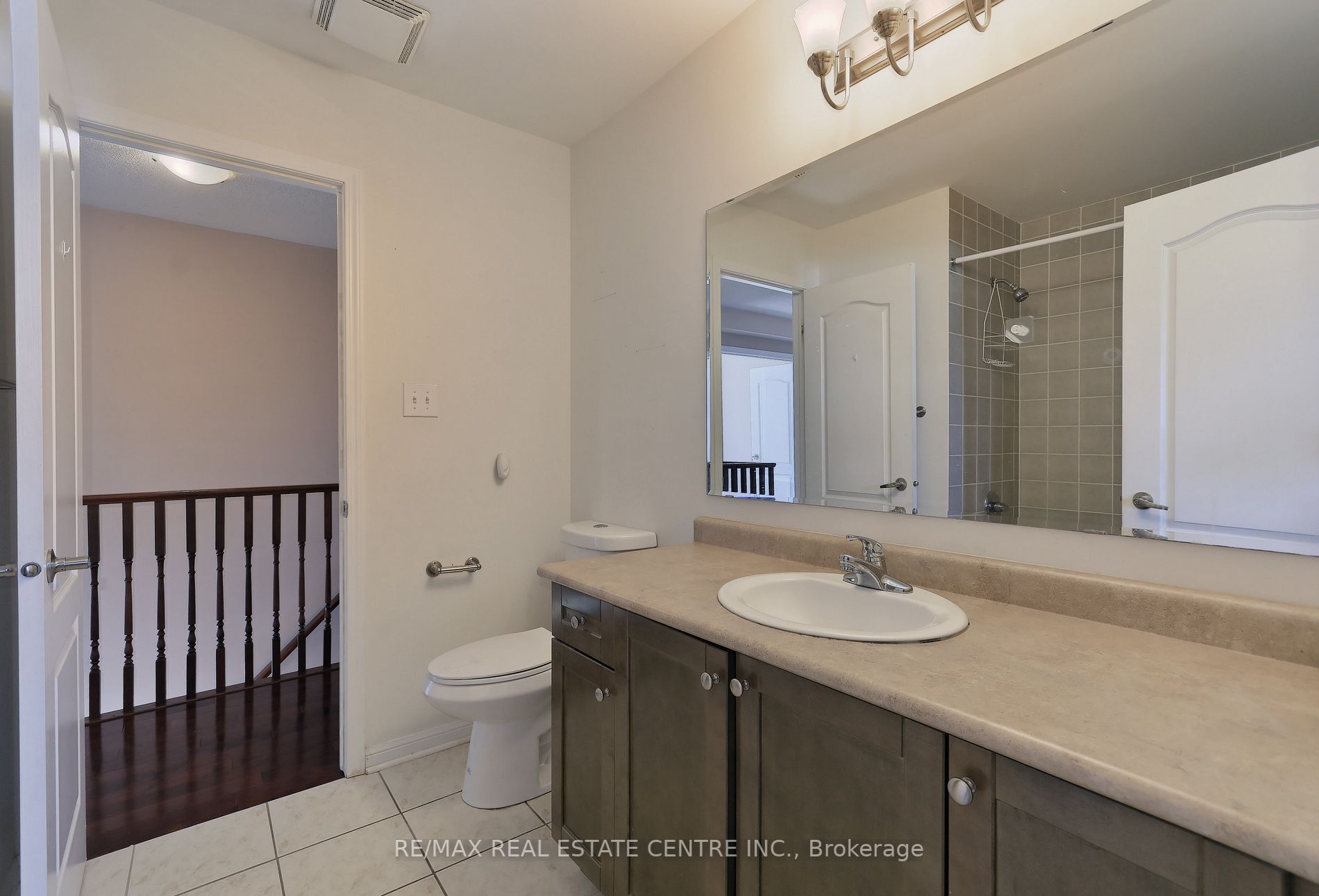 1399 Marshall Cres