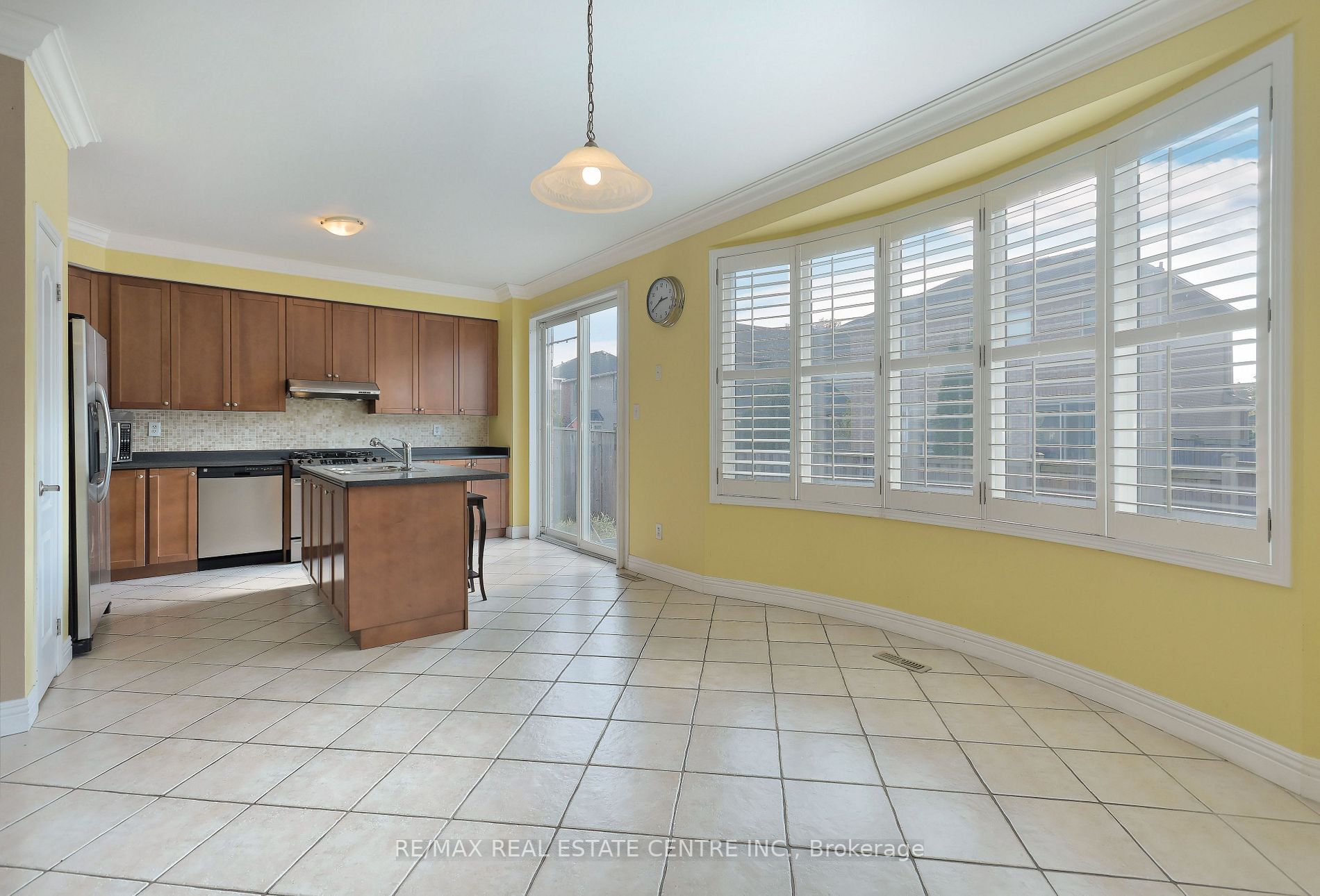 1399 Marshall Cres