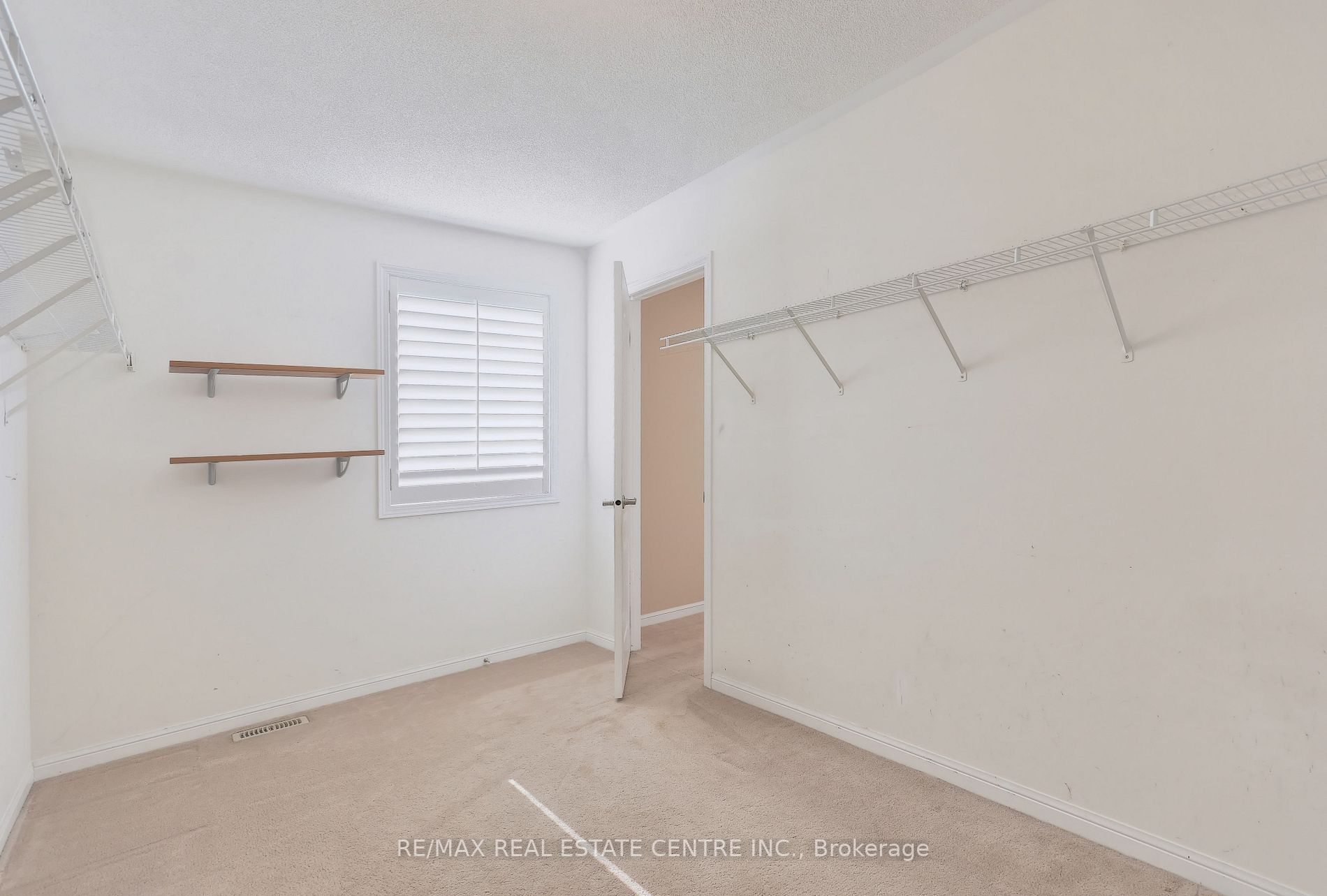 1399 Marshall Cres