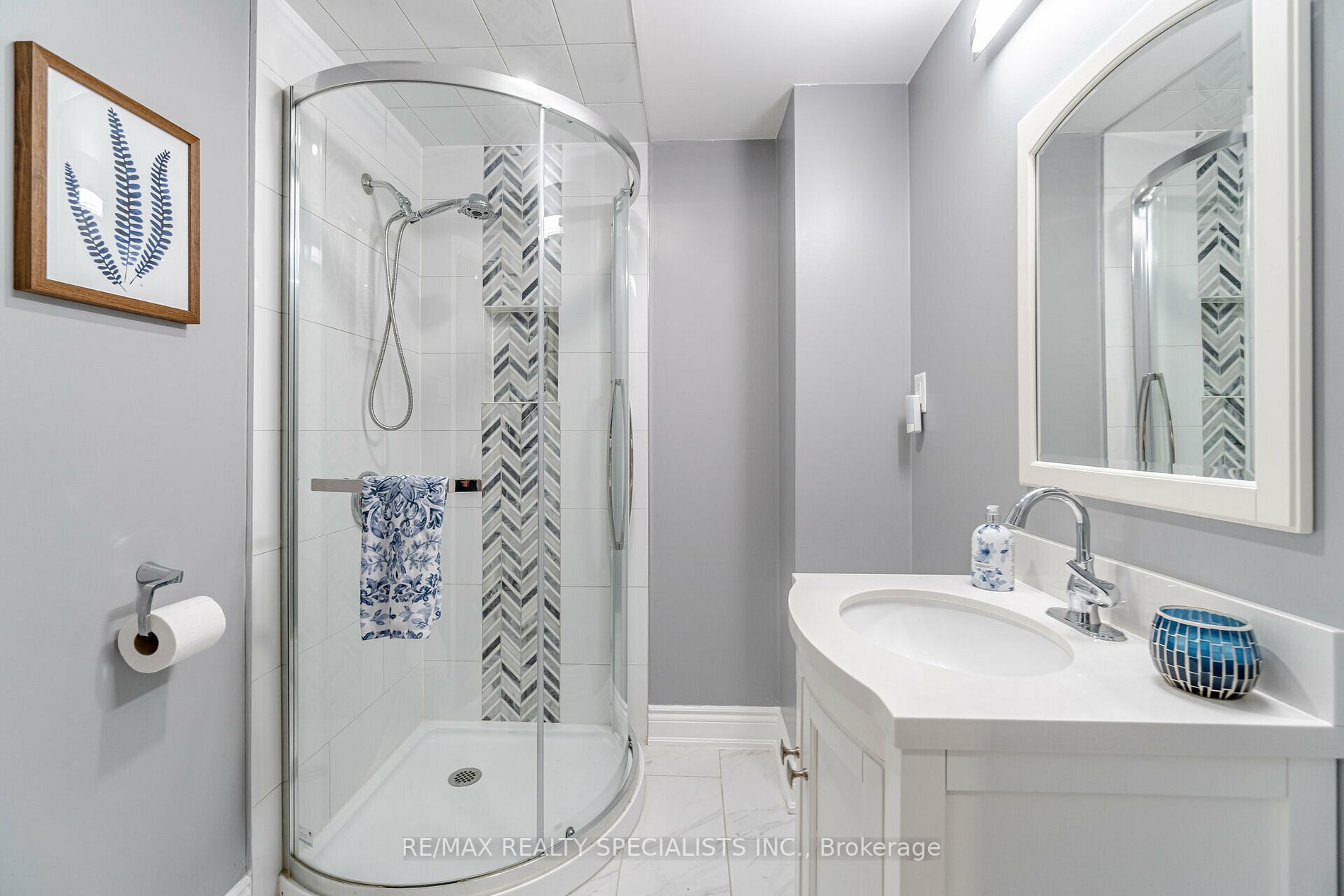 22 Amaryllis Dr