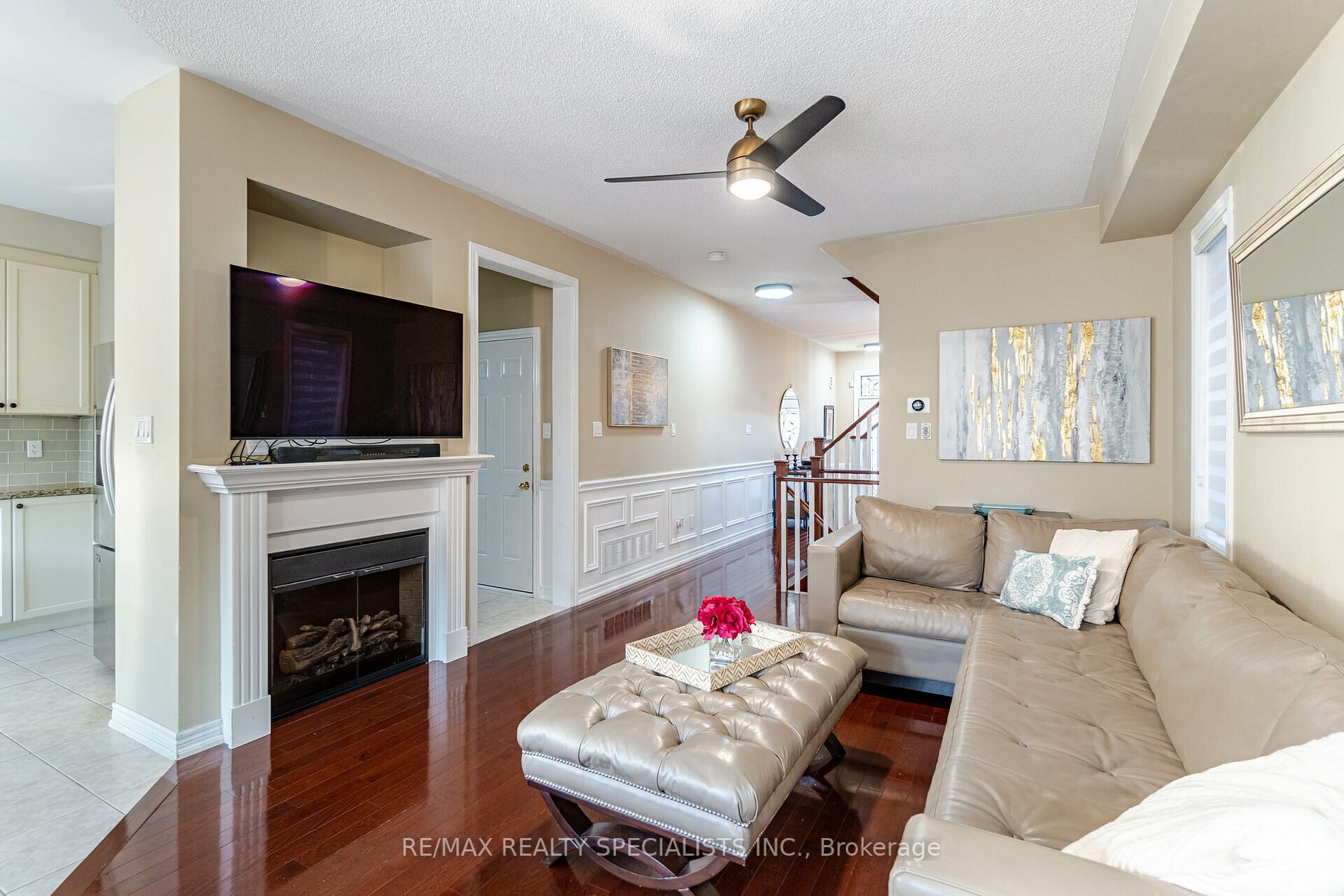 22 Amaryllis Dr