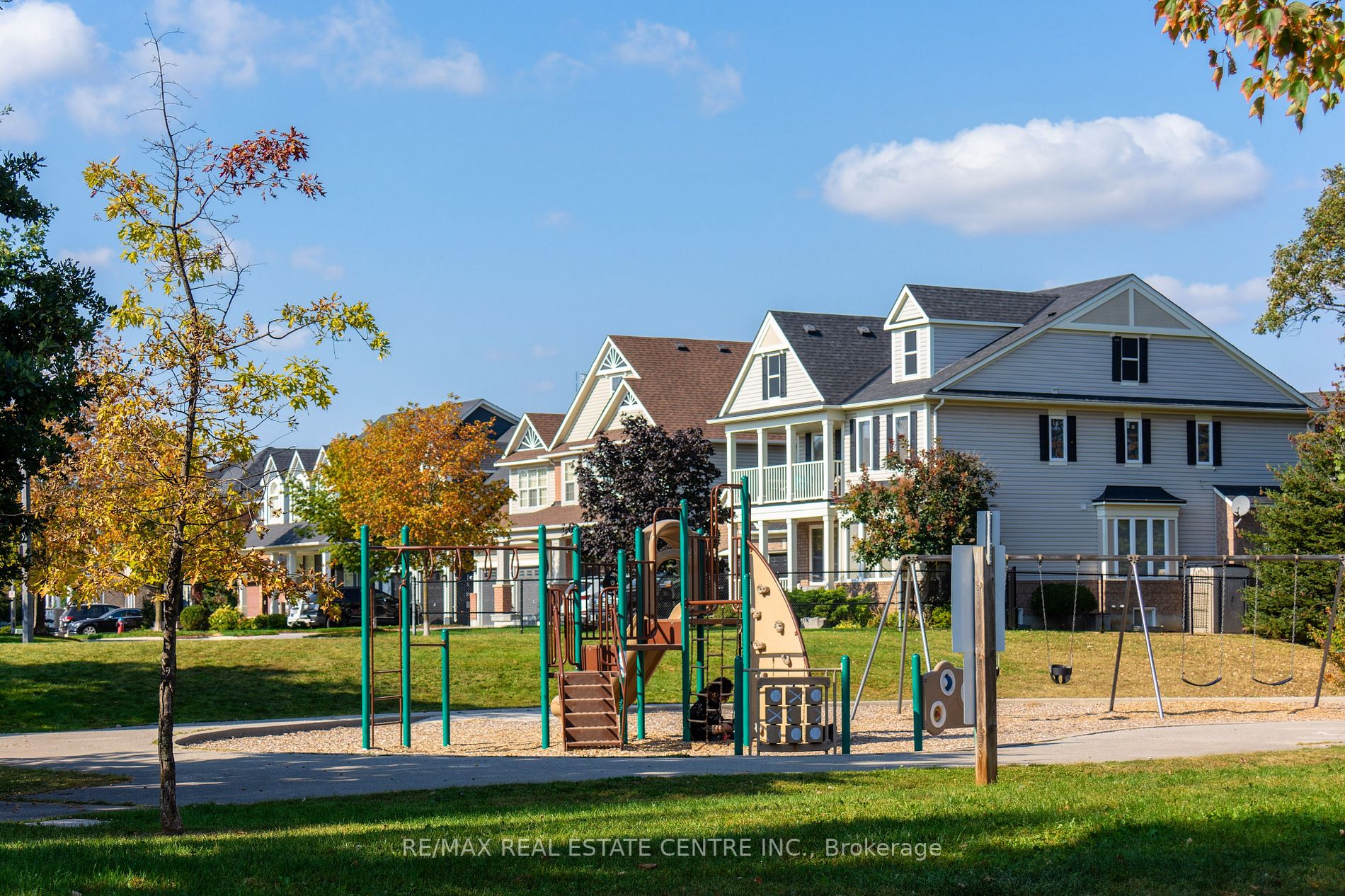 1399 Marshall Cres