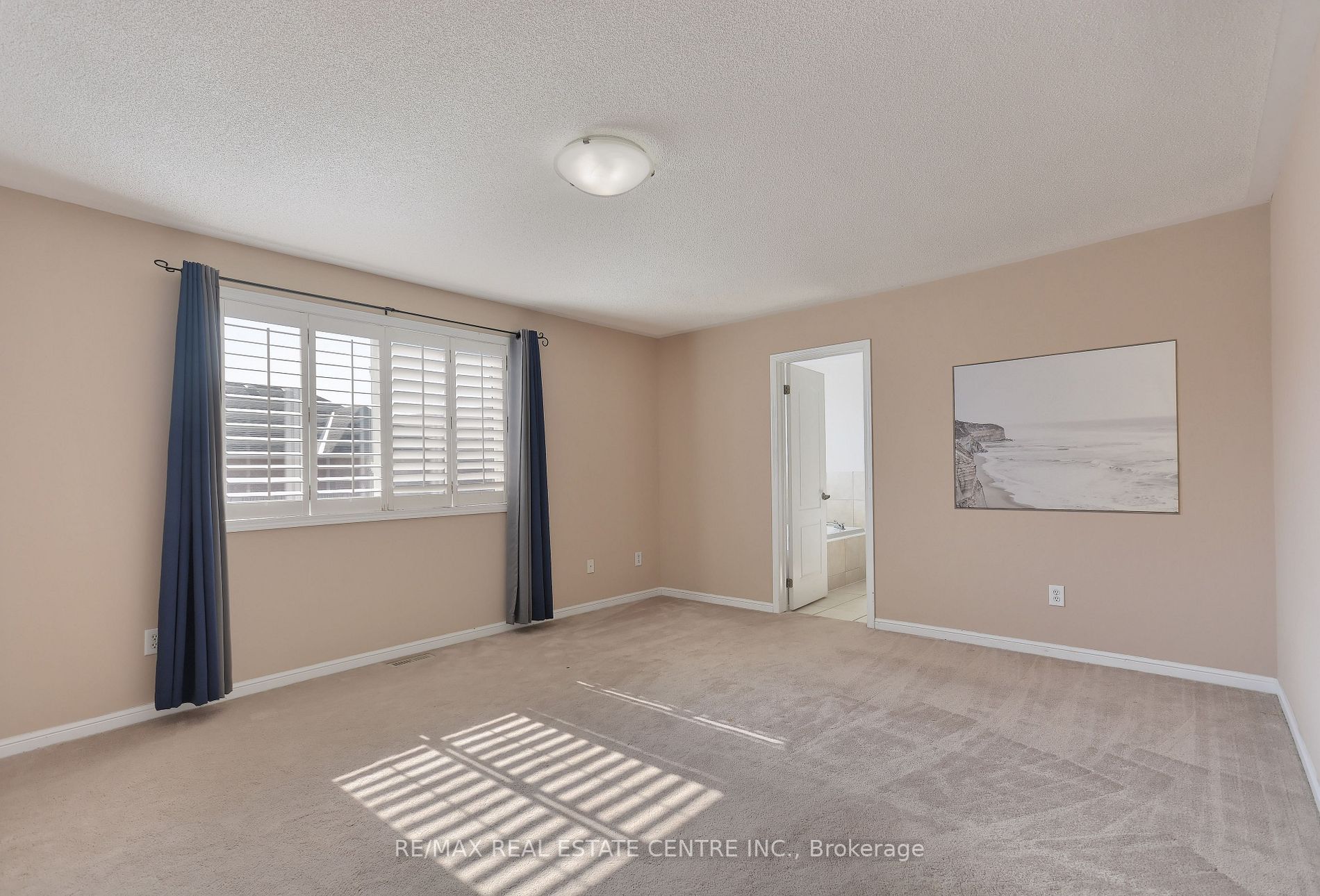 1399 Marshall Cres