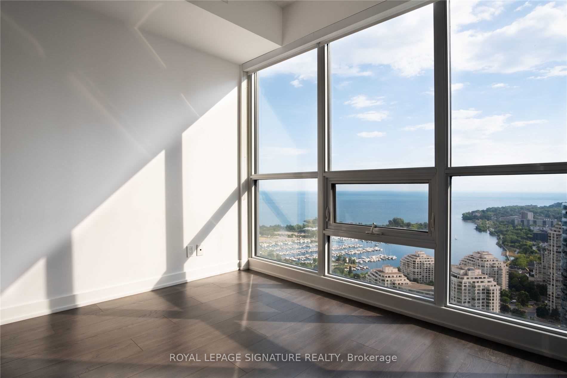 2200 Lakeshore Boulevard W, #4602