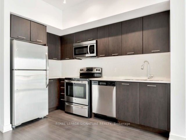 2200 Lakeshore Boulevard W, #4602