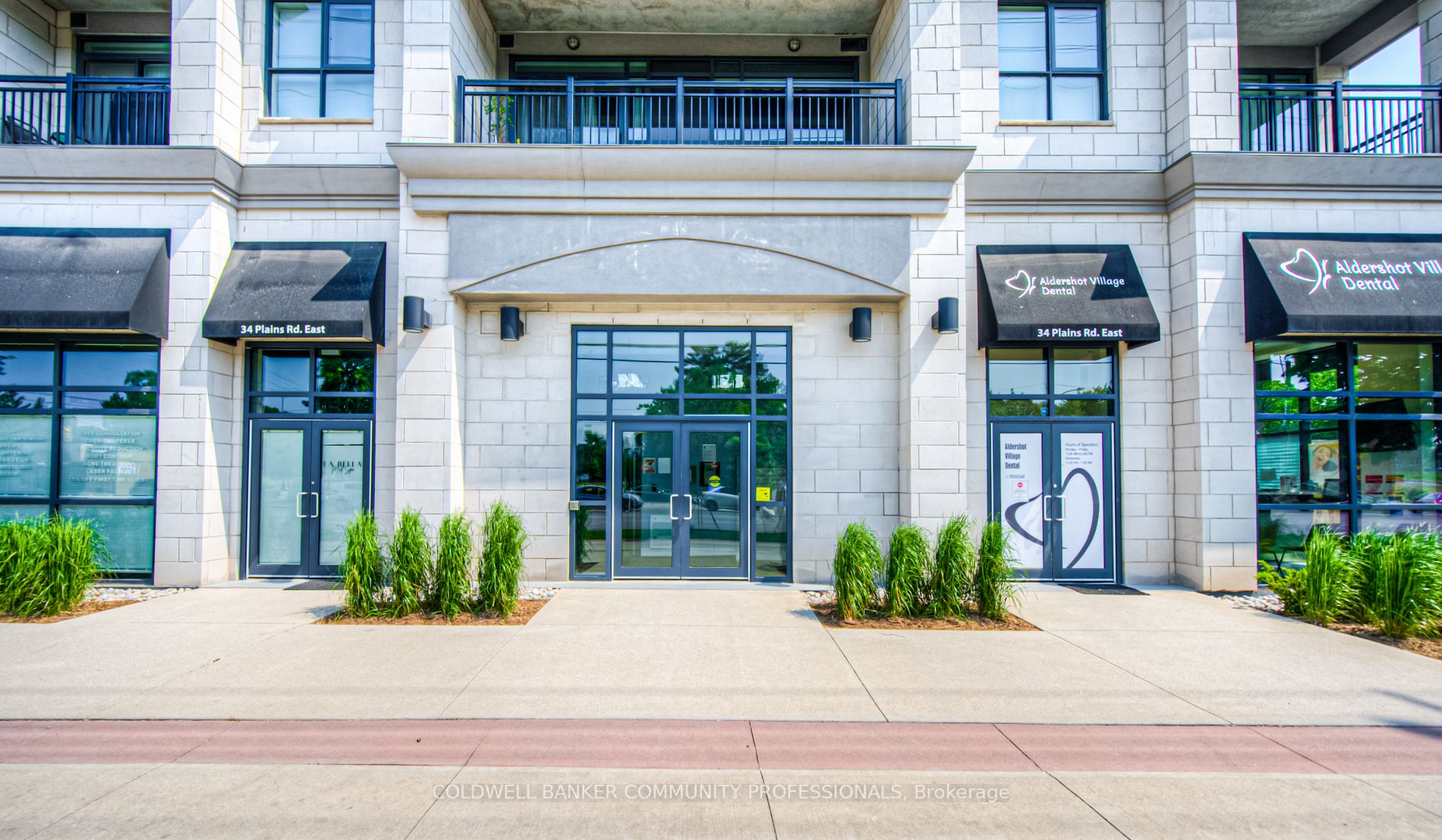 34 Plains Rd E, #501