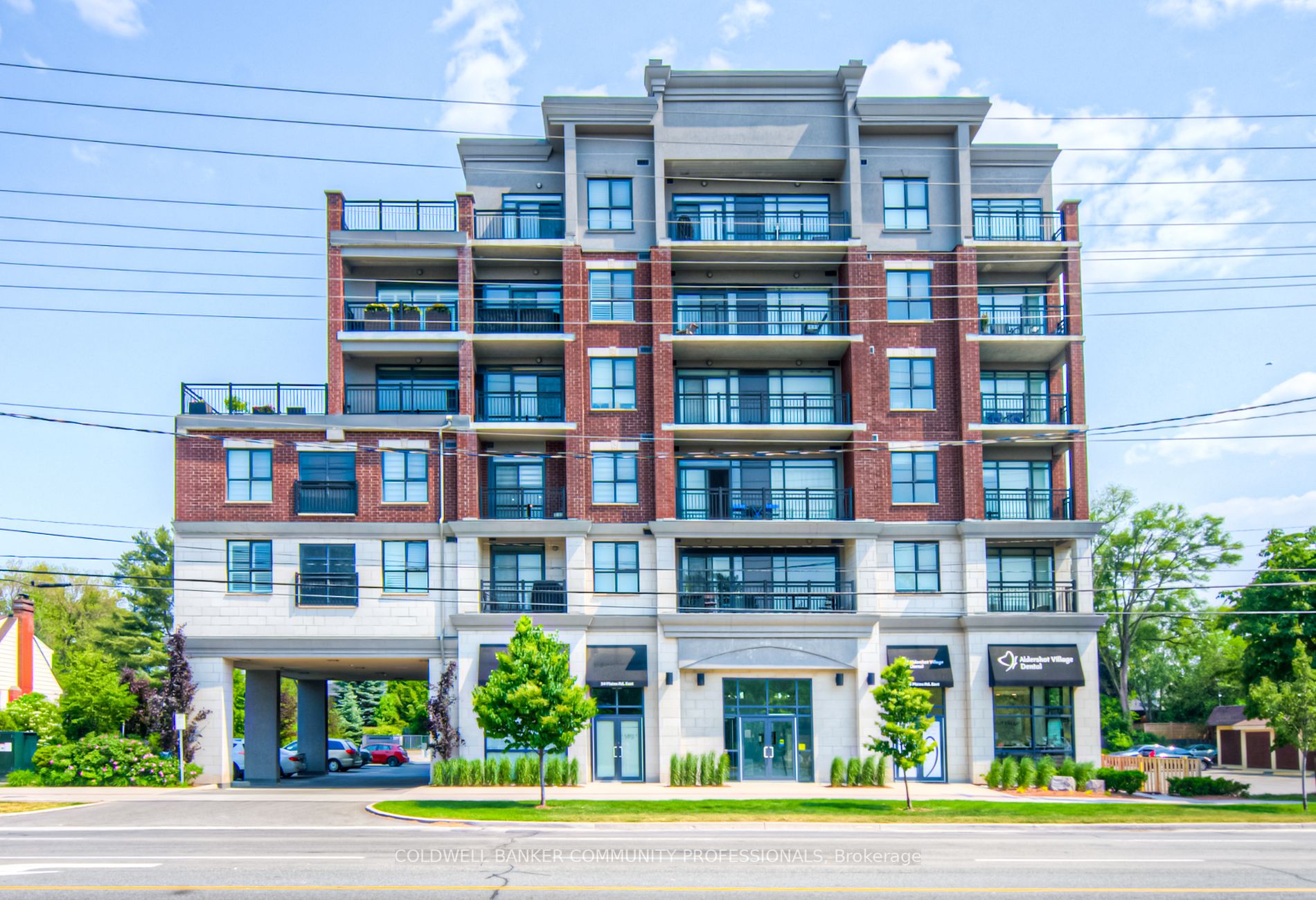 34 Plains Rd E, #501